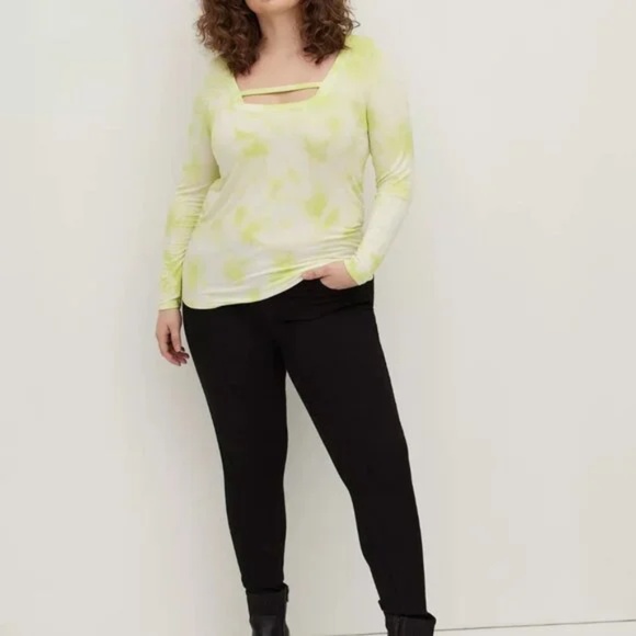 Torrid Lovesick -Top 00X 0X 1X 2X 3X 5X Tie Dye Long Sleeve Super Soft Tee Shirt - Picture 2 of 5